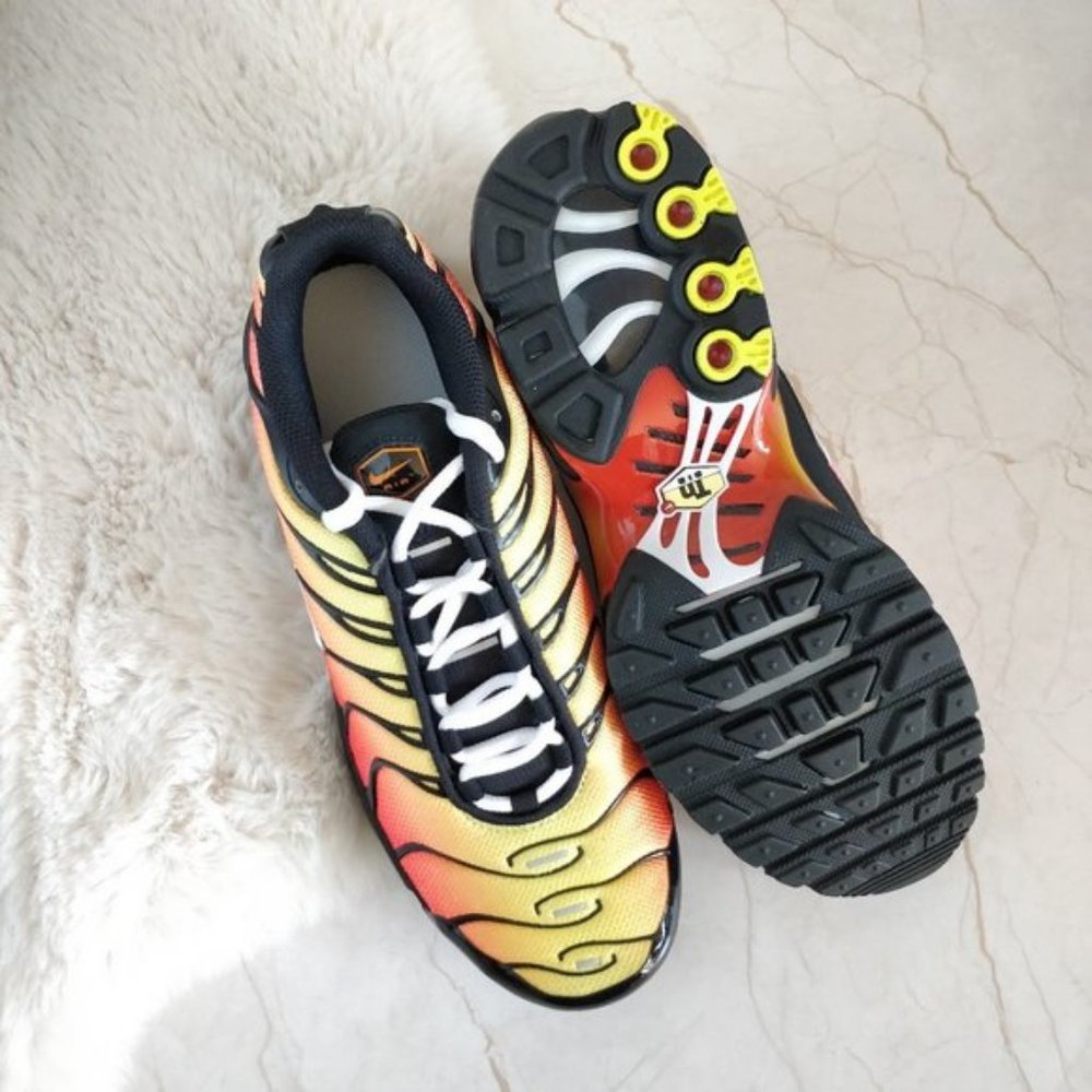 🔥𝐒𝐎𝐋𝐃 𝐎𝐔𝐓🔥 - Picture 4 of 6